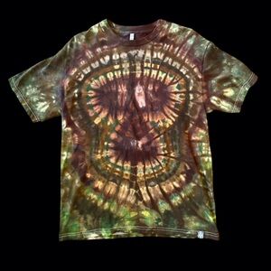 Haus of Hendo Hand Dyed Tie-Dye Short Sleeve Tee - Brown and Green